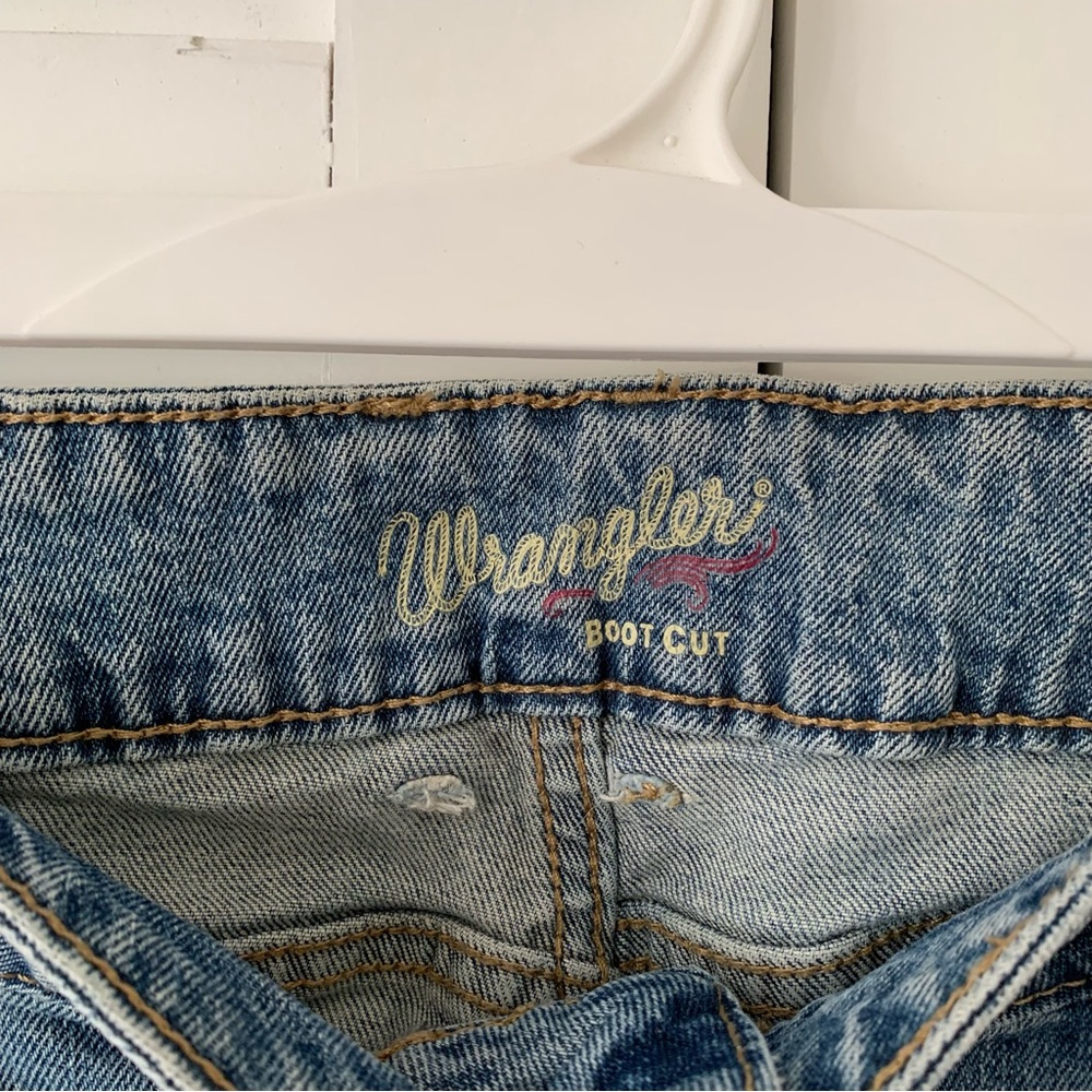 Wrangler Low Rise Bootcut Jeans Size 11x36 - Picture 3 of 12